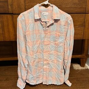 **4 for $20** Gap Button Ups